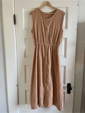 Poudre Organic Women’s Button-Front Midi Dress in Warm Beige size Large